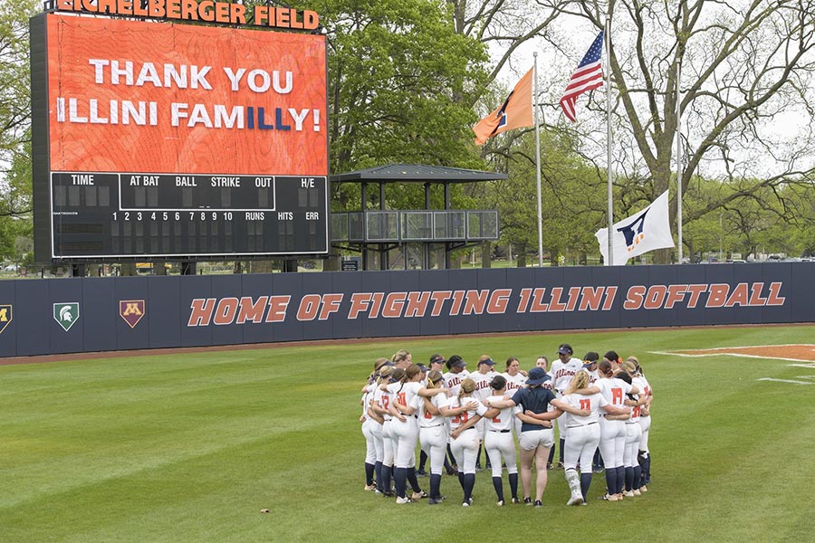 University of Illinois Softball University of Illinois Urbana, IL